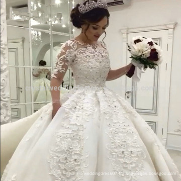 Perles de luxe 2017 Robe de mariée à manches longues à manches longues MW971